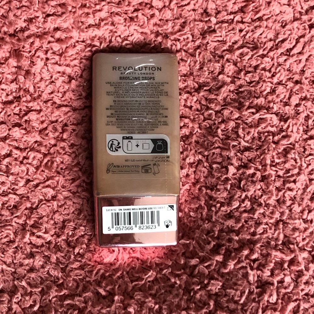 Revolution Bronzing Drops - Picture 6 of 12